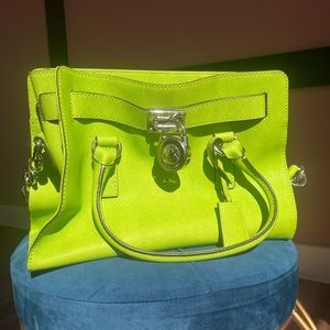 💚Lime Green💚Michael Kors purse